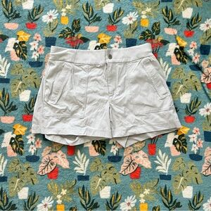 Athleta light gray hiking shorts size 4